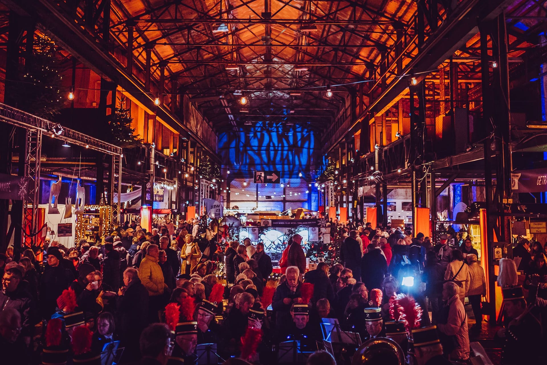 Weihnachtsmarkt in der Zechenwerkstatt in Dinslaken-Lohberg (Archivbild): In diesem Jahr findet er vom 6. bis 8. Dezember statt.