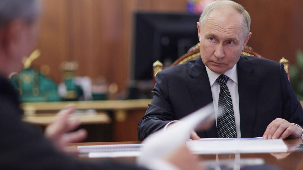 Ukraine war: Vladimir Putin escalates