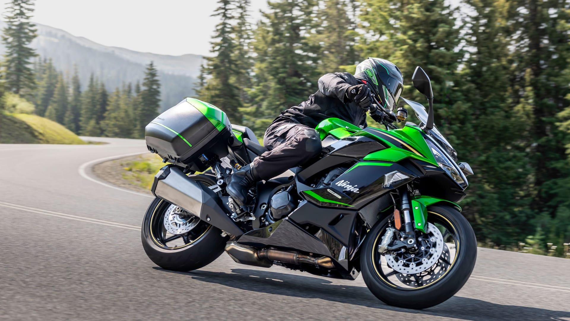 Kawasaki hat die Ninja überarbeitet – sie leistet nun 136 PS.