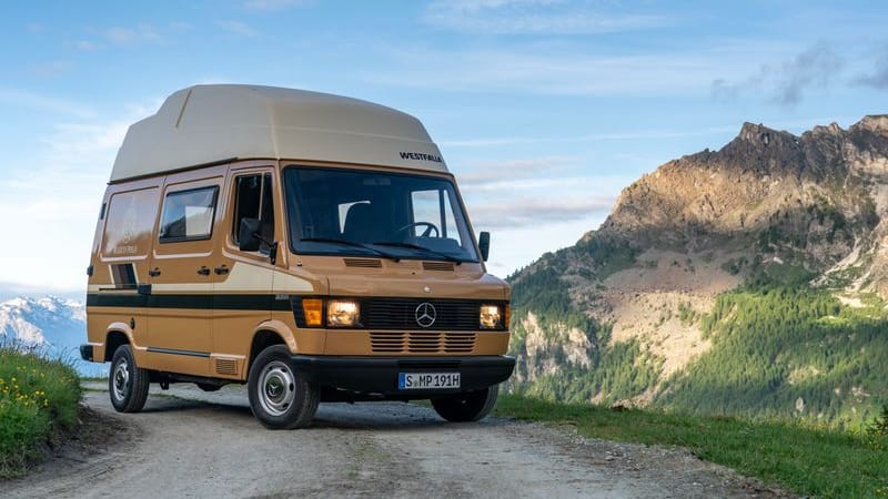 Kantiger Klassiker: Der Mercedes-Wohnwagen ist längst ein begehrter Oldtimer.