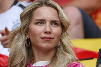 Anika Neuer: Sie ist seit 2023 mit Manuel Neuer verheiratet.