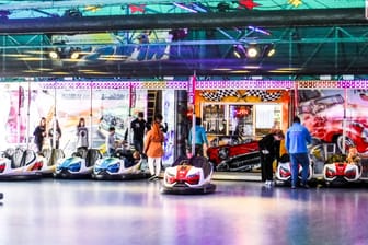 Autoscooter auf dem Freimarkt (Symbolbild): Werner Robrahns Fahrgeschäft "Top in" war ein fester Bestandteil des Volksfestes.