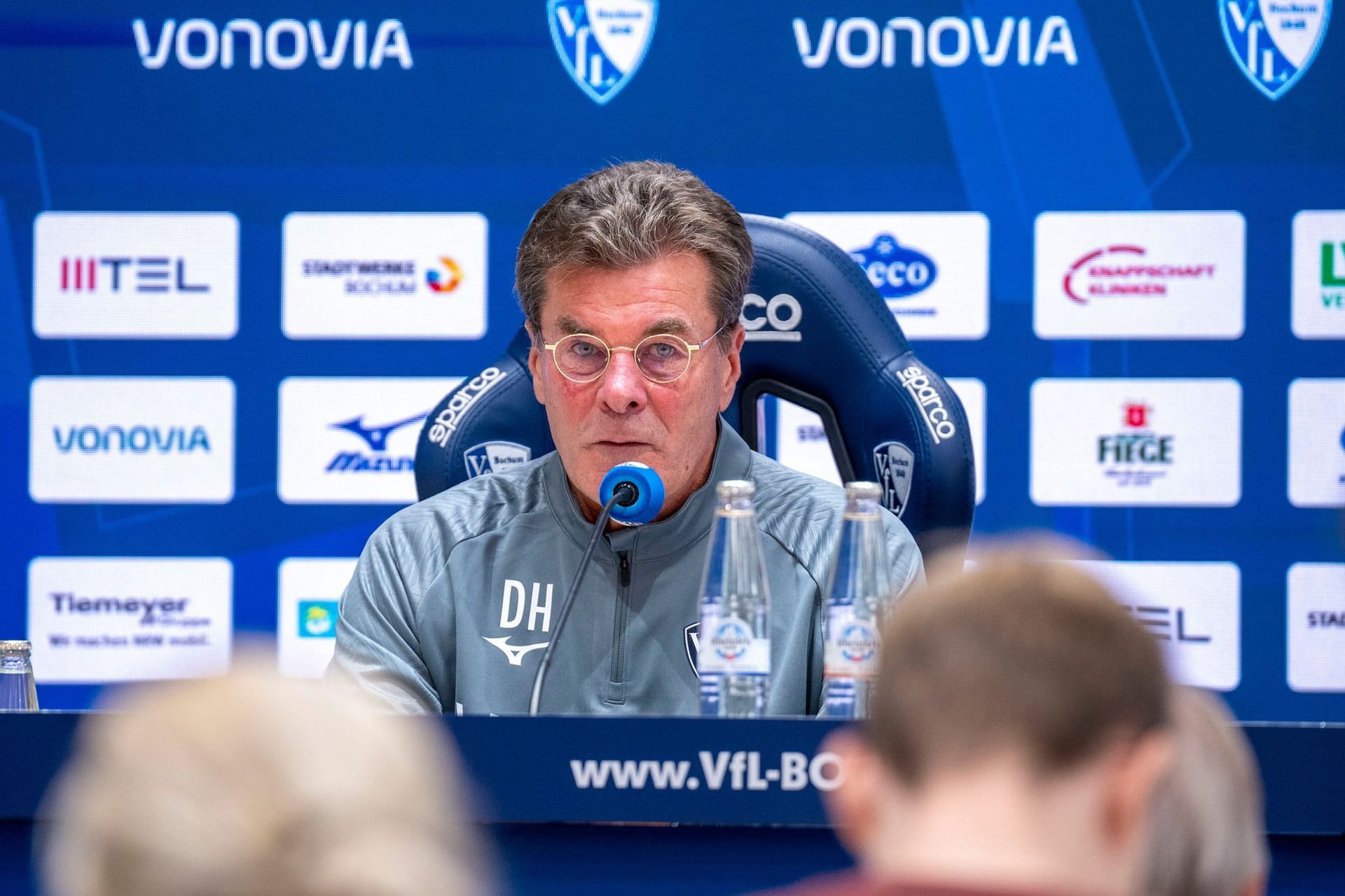 Vorstellung neuer Trainer Hecking vom VfL Bochum