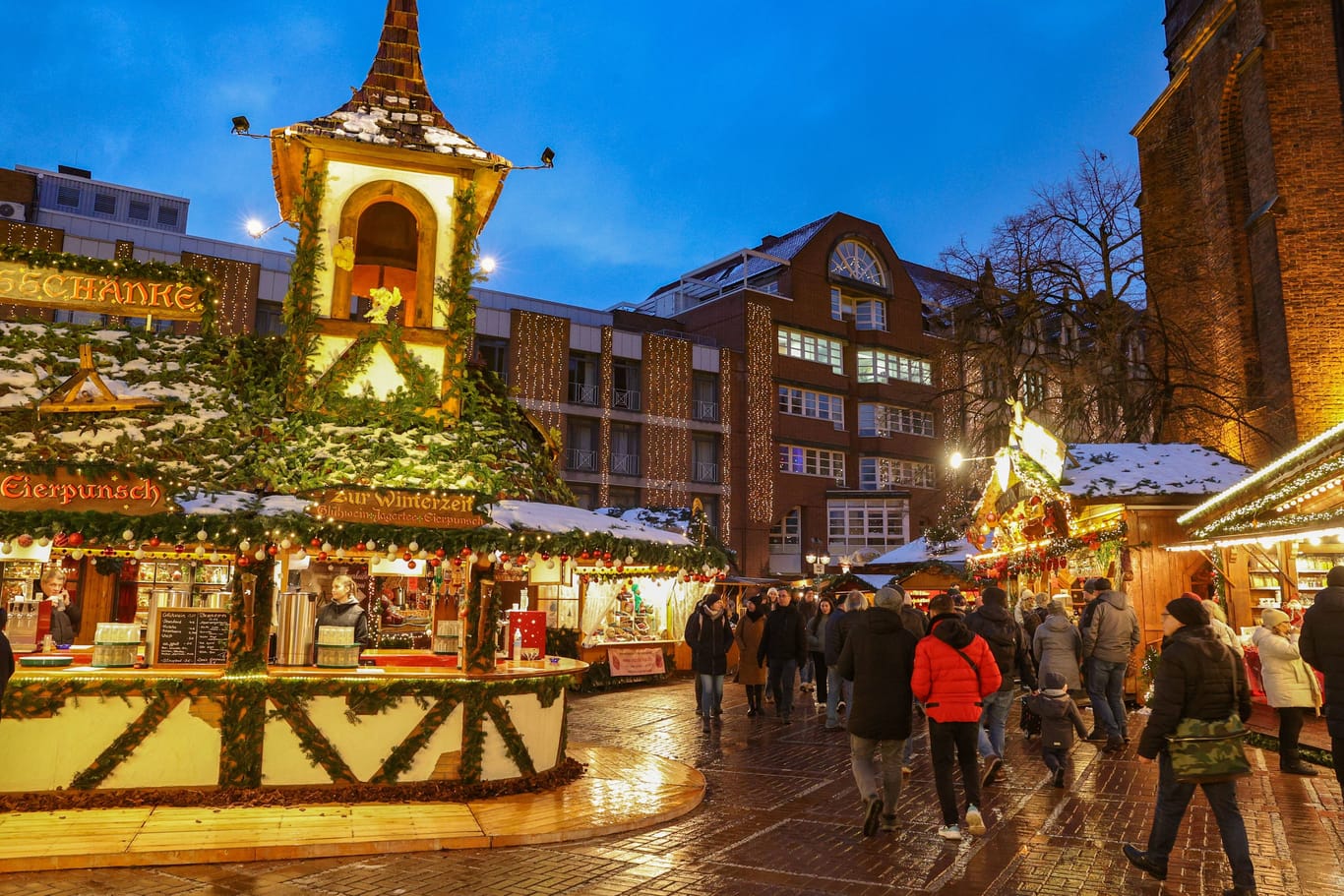 Weihnachtsmarkt an der Marktkirche (Archivbild): Dieses Jahr dauert der Markt 28 Tage.