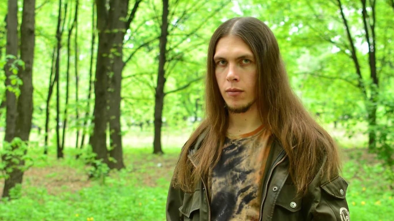 Mykola "Amorth" Sostin, ein bekannter ukrainischer Metal-Musiker, ist im Kampf gegen russische Angreifer gefallen.