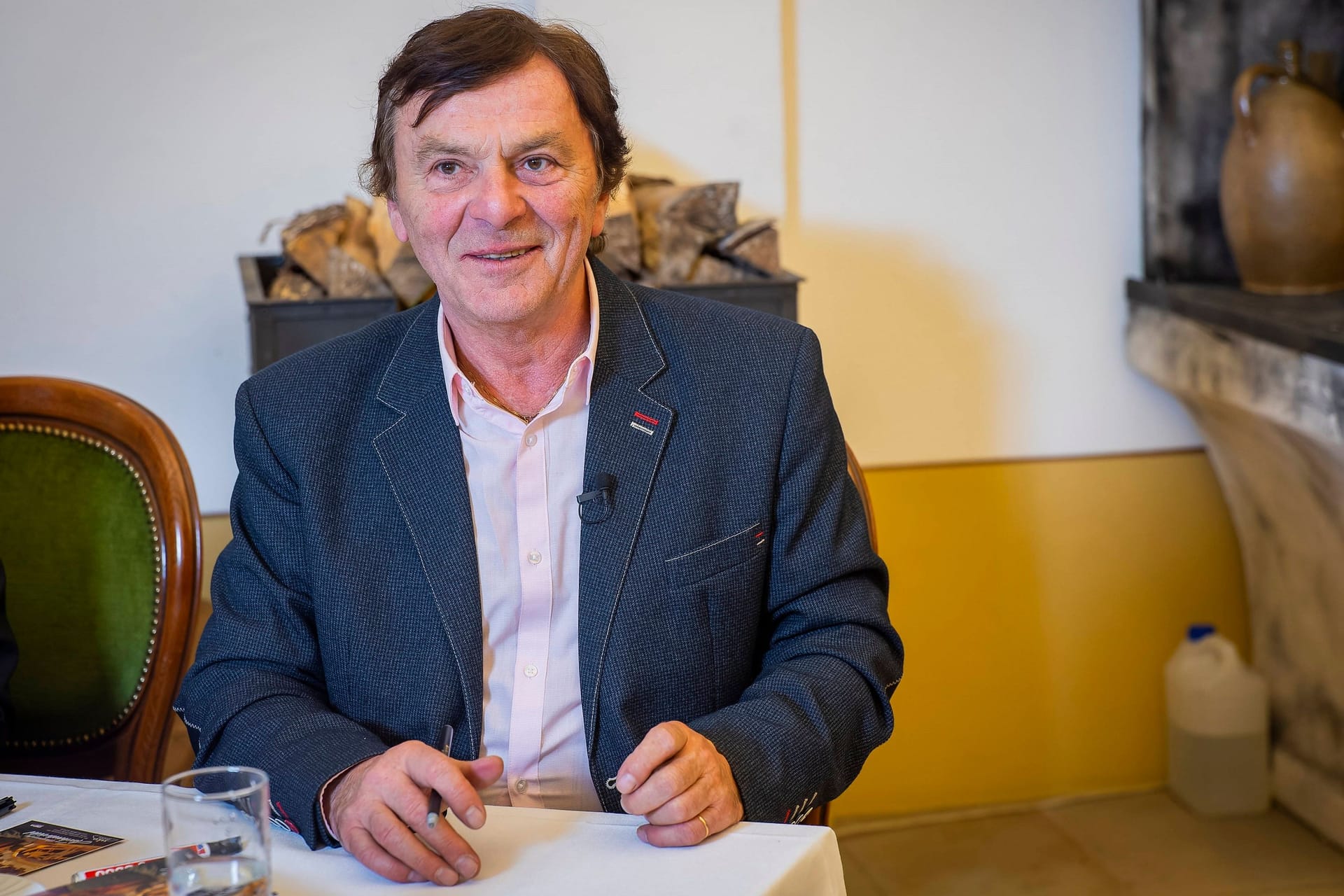 Pavel Trávníček anlässlich einer Autogrammstunde für "Drei Haselnüsse für Aschenbrödel" im November 2023.