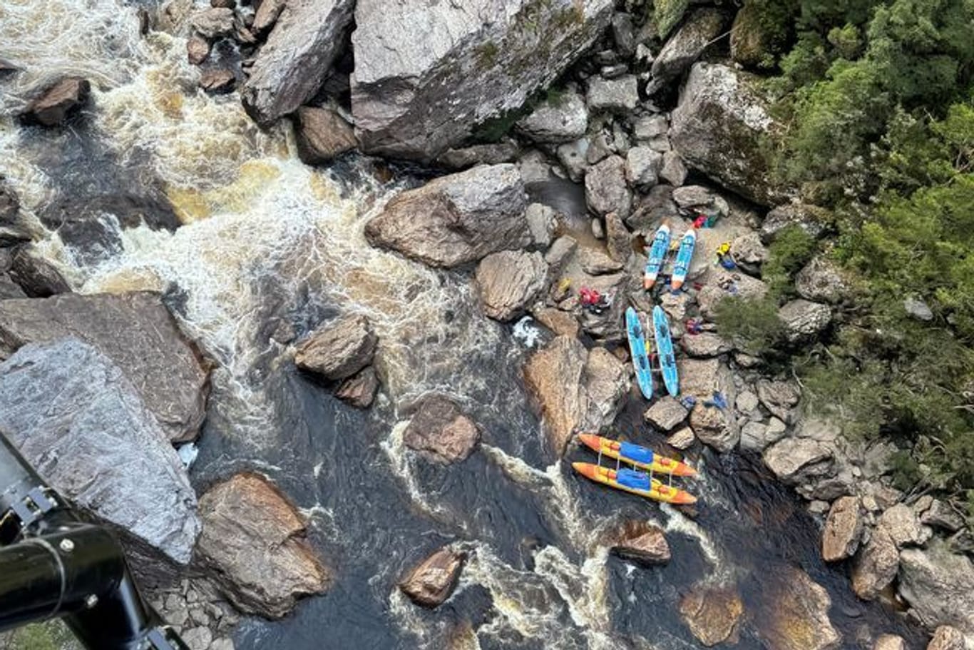 Kajaks auf dem Franklin River im Franklin-Gordon Wild Rivers National Park (Archivbild): In dem Nationalpark kam es zu einem schweren Unfall.