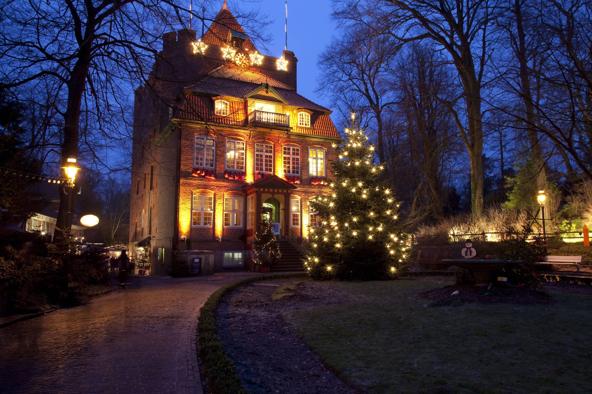 Weihnachtsmarkt am Schloss Ritzebüttel (Archivfoto): Das Gebäude blickt auf eine etwa 600 Jahre alte Historie zurück.