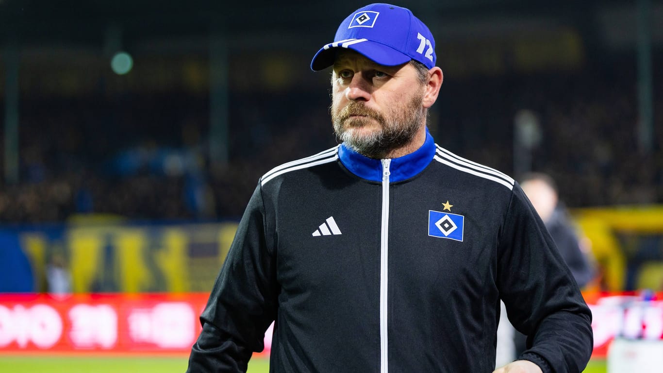 HSV-Trainer Steffen Baumgart: Am Freitagabend treffen die Hamburger auswärts auf Eintracht Braunschweig.