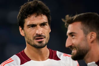 Mats Hummels: Er saß zuletzt nur auf der Bank.