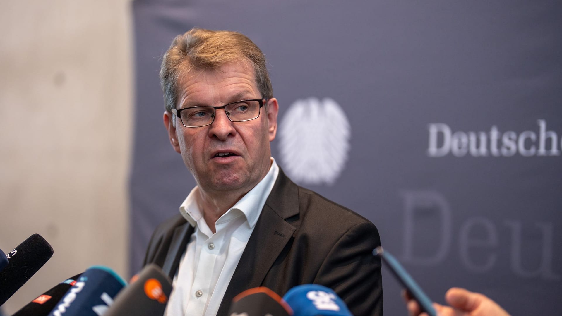 Ralf Stegner (SPD): Der Ausschussvorsitzende des Afghanistan-Untersuchungsausschusses spricht sich für Olaf Scholz aus.