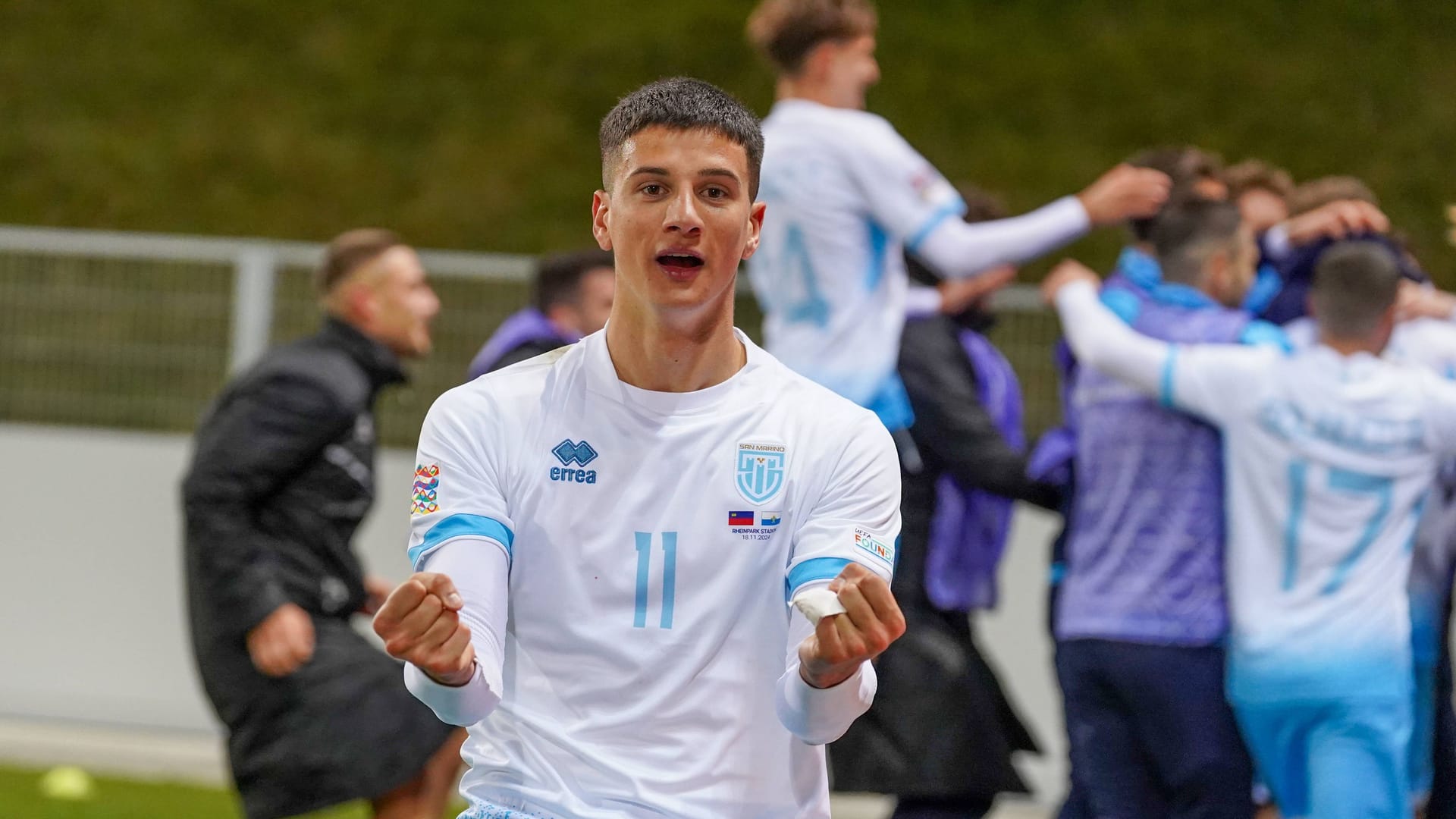 Großer Jubel: Die Fußballer aus San Marino freuen sich über einen historischen Triumph.