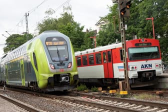 Regionalverkehr im Bahnhof Elmshorn