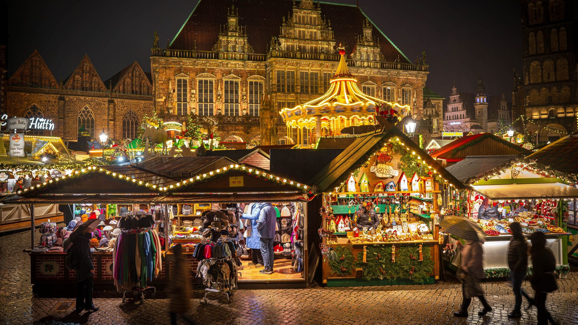 Der Weihnachtsmarkt in der Bremer Altstadt: Die Polizei setzt auf Videoüberwachung. Der Weihnachtsmarkt in der Bremer Altstadt: Die Polizei setzt auf Videoüberwachung.