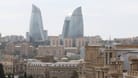 Baku-Stadt (Symbolbild): Von hier flossen Milliarden veruntreute Euros nach Europa.