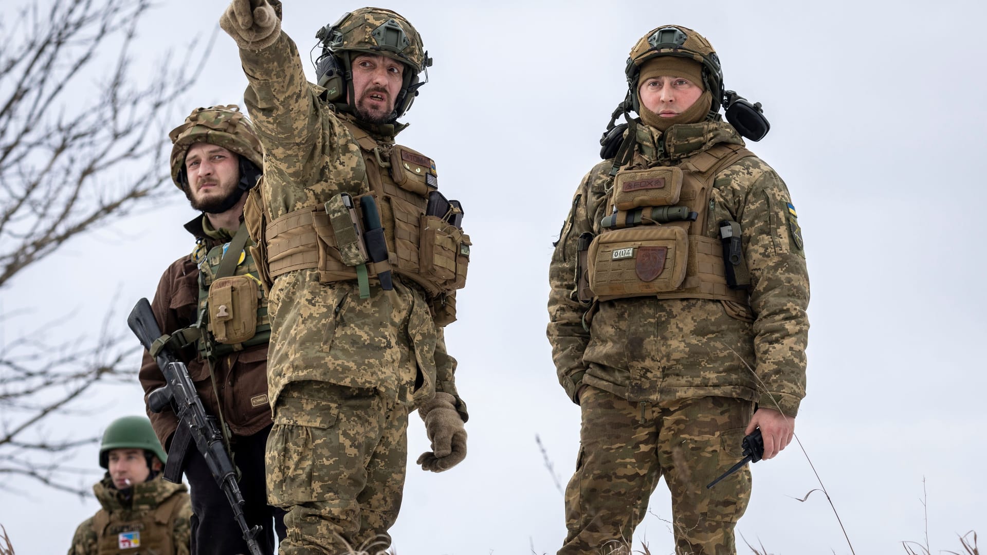 Ukrainische Soldaten in der Nähe von Bachmut (Symbolbild): Mehrere Deutsche sind seit Beginn des russischen Angriffskrieges ums Leben gekommen.