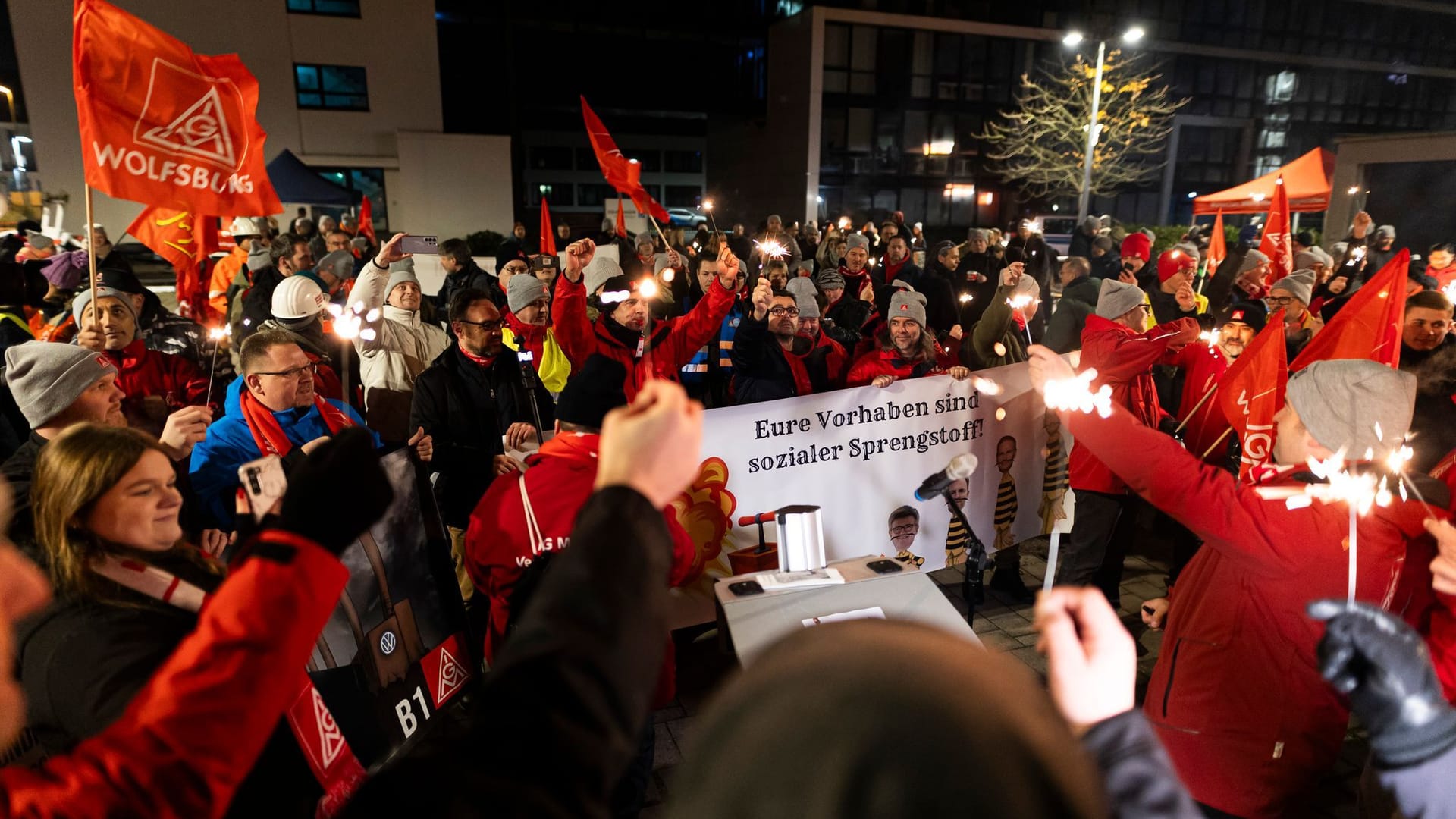 Ausläuten der Friedenspflicht bei Volkswagen – Wolfsburg