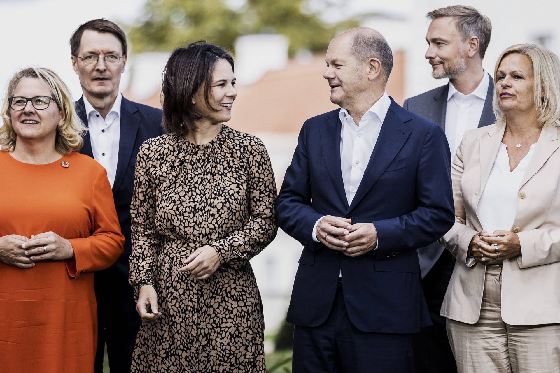 Svenja Schulze, Karl Lauterbach, Annalena Baerbock, Olaf Scholz, Christian Lindner und Nancy Faeser (v. l. n. r.): Die Ampelkoalition regiert seit Ende 2021.