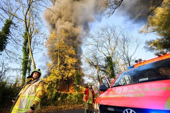 Großbrand in Hannover: Rund 500 Toiletten waren Brand geraten.