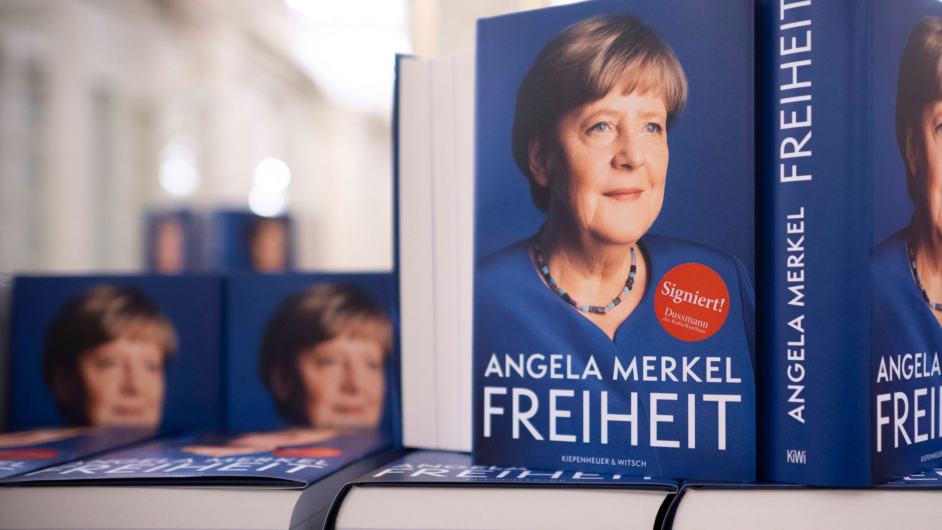 Angela Merkel Autobiografie Freiheit erschien am 26. November.