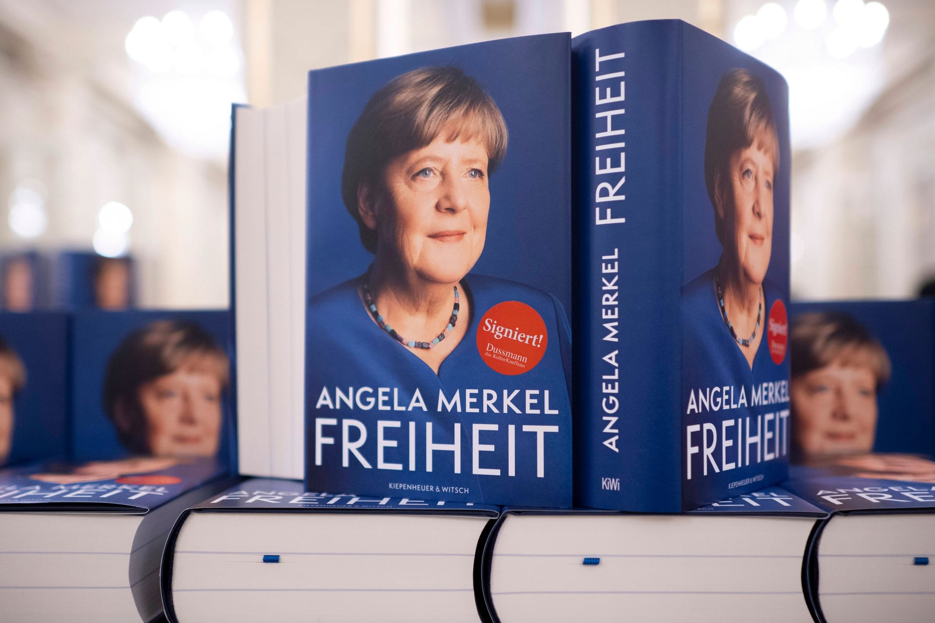 Angela Merkel Autobiografie Freiheit erschien am 26. November.