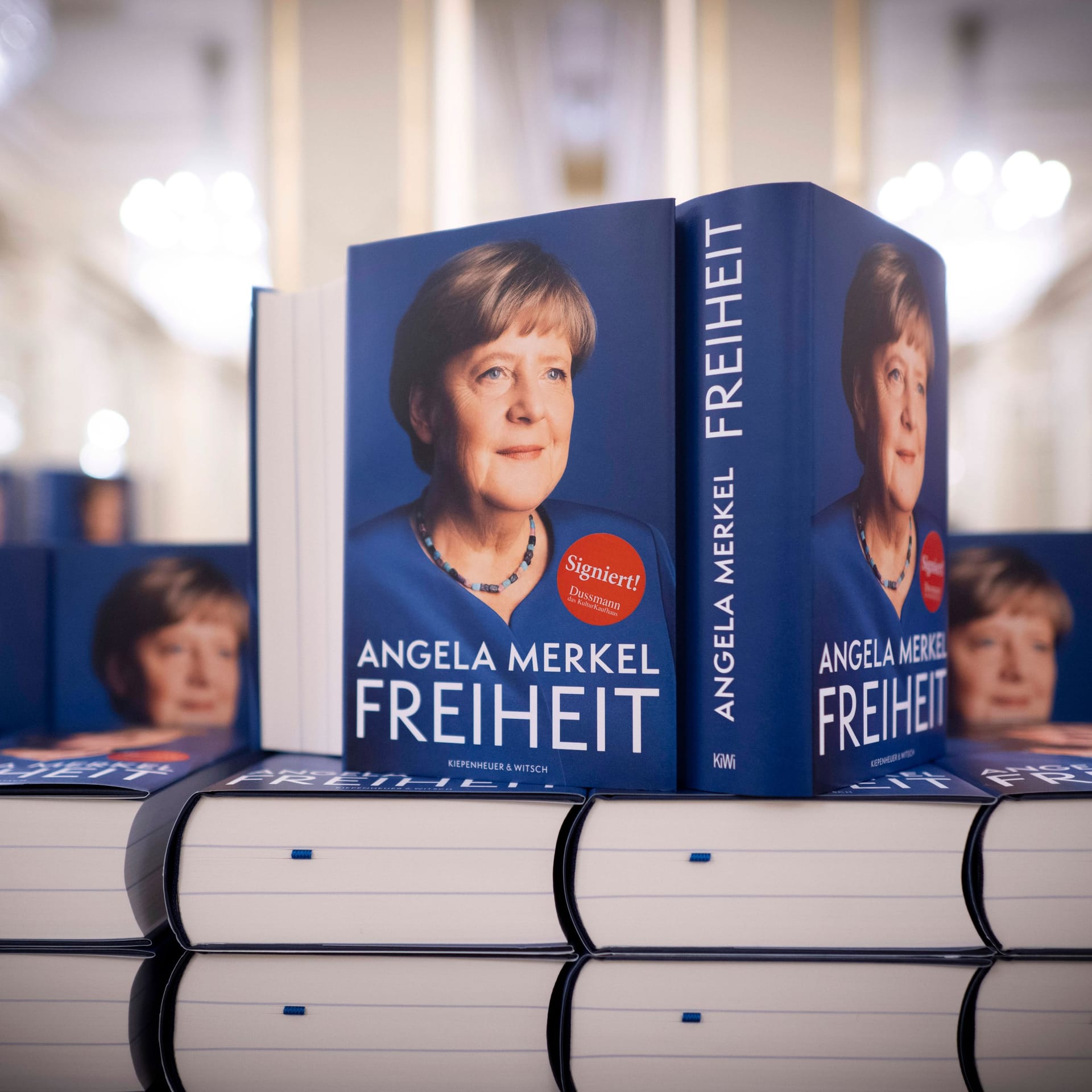 Angela Merkel Autobiografie Freiheit erschien am 26. November.