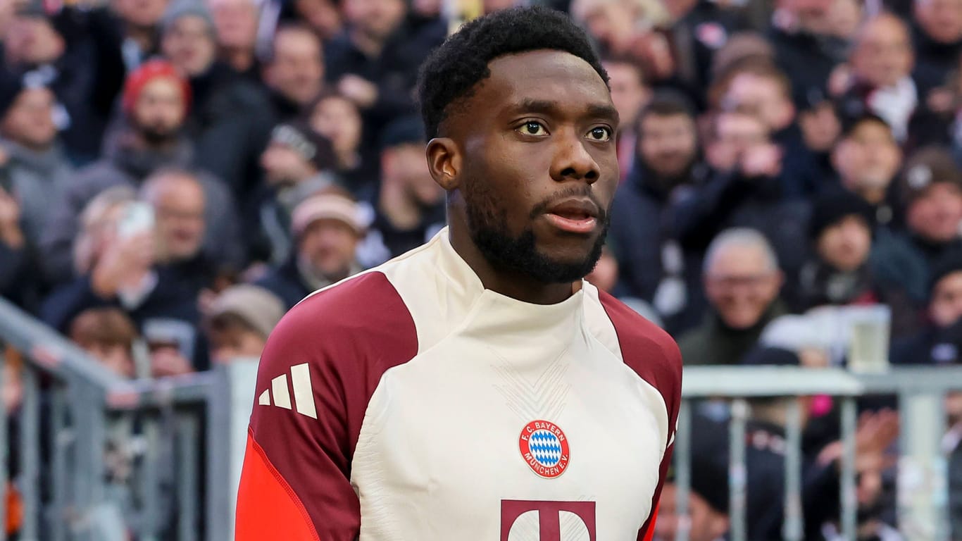 Alphonso Davies: Der Kanadier spielt seit 2019 für den FC Bayern.