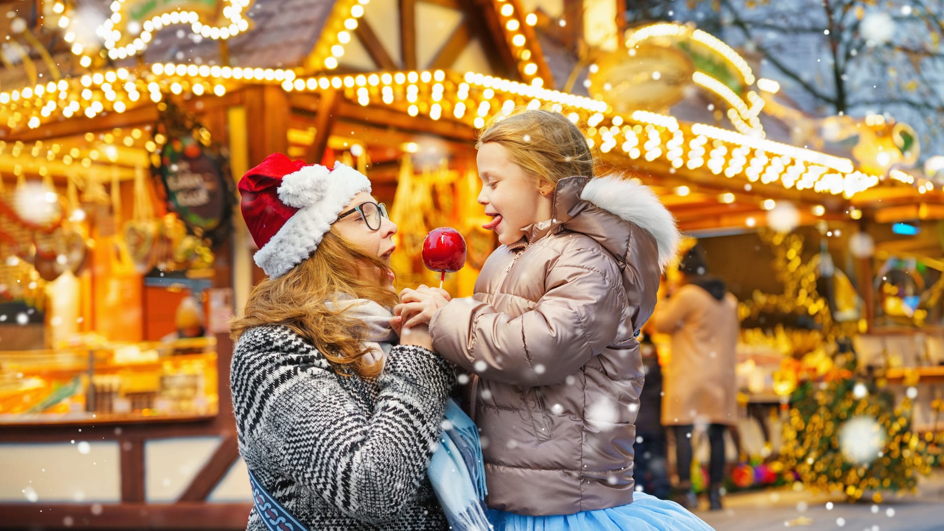 Süße und herzhafte Leckereien warten auf dem Weihnachtsmarkt auf Sie.