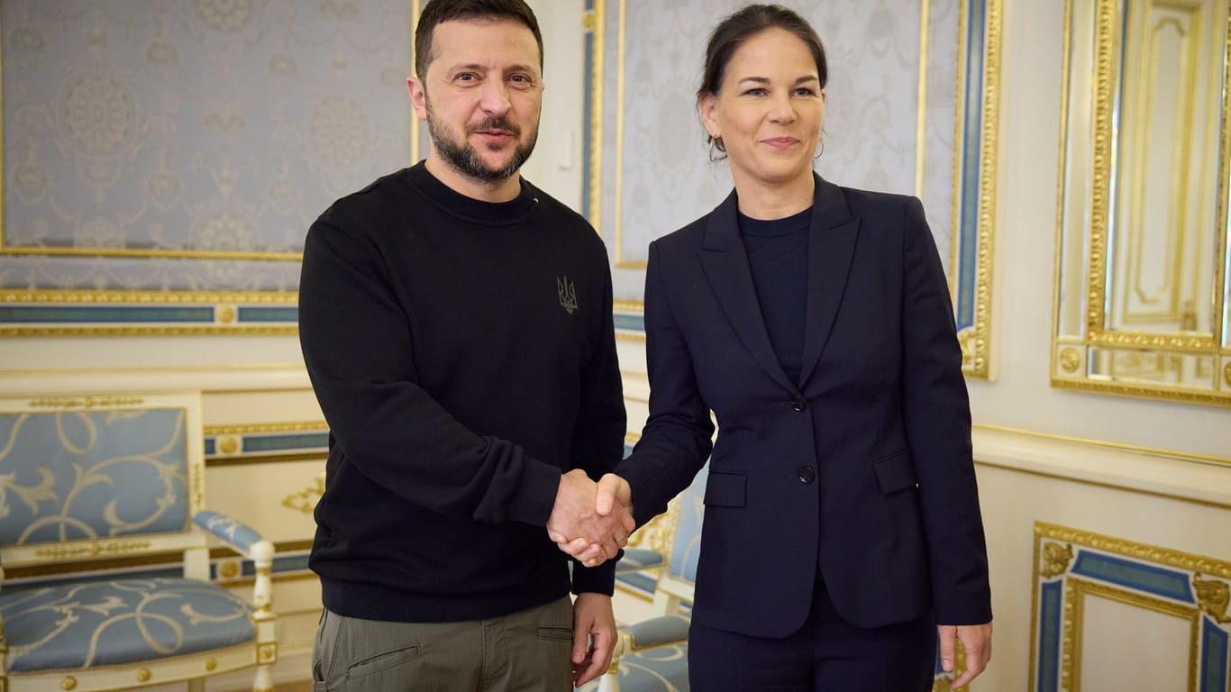 Baerbock zu Solidaritätsbesuch in der Ukraine