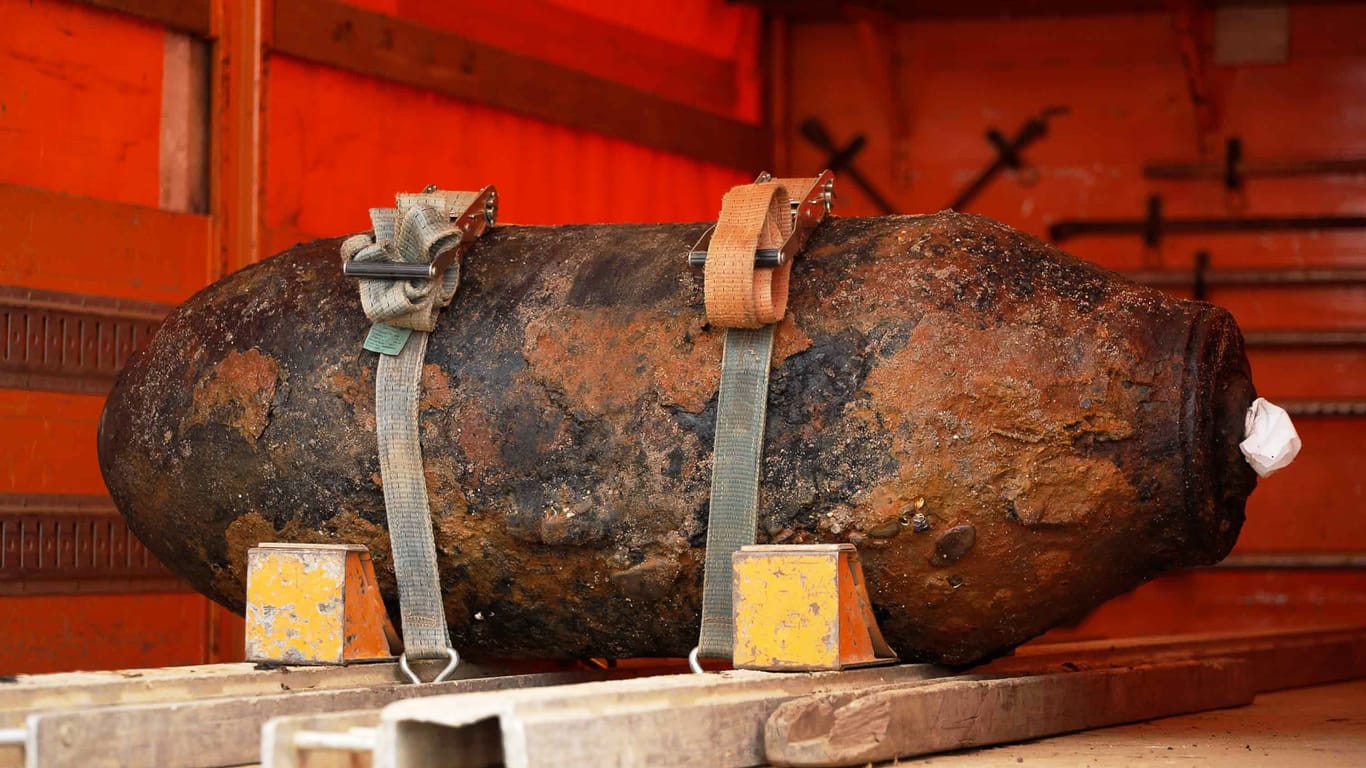 Weltkriegsbombe (Symbolbild): Die Entschärfung bringt Einschränkungen mit sich.