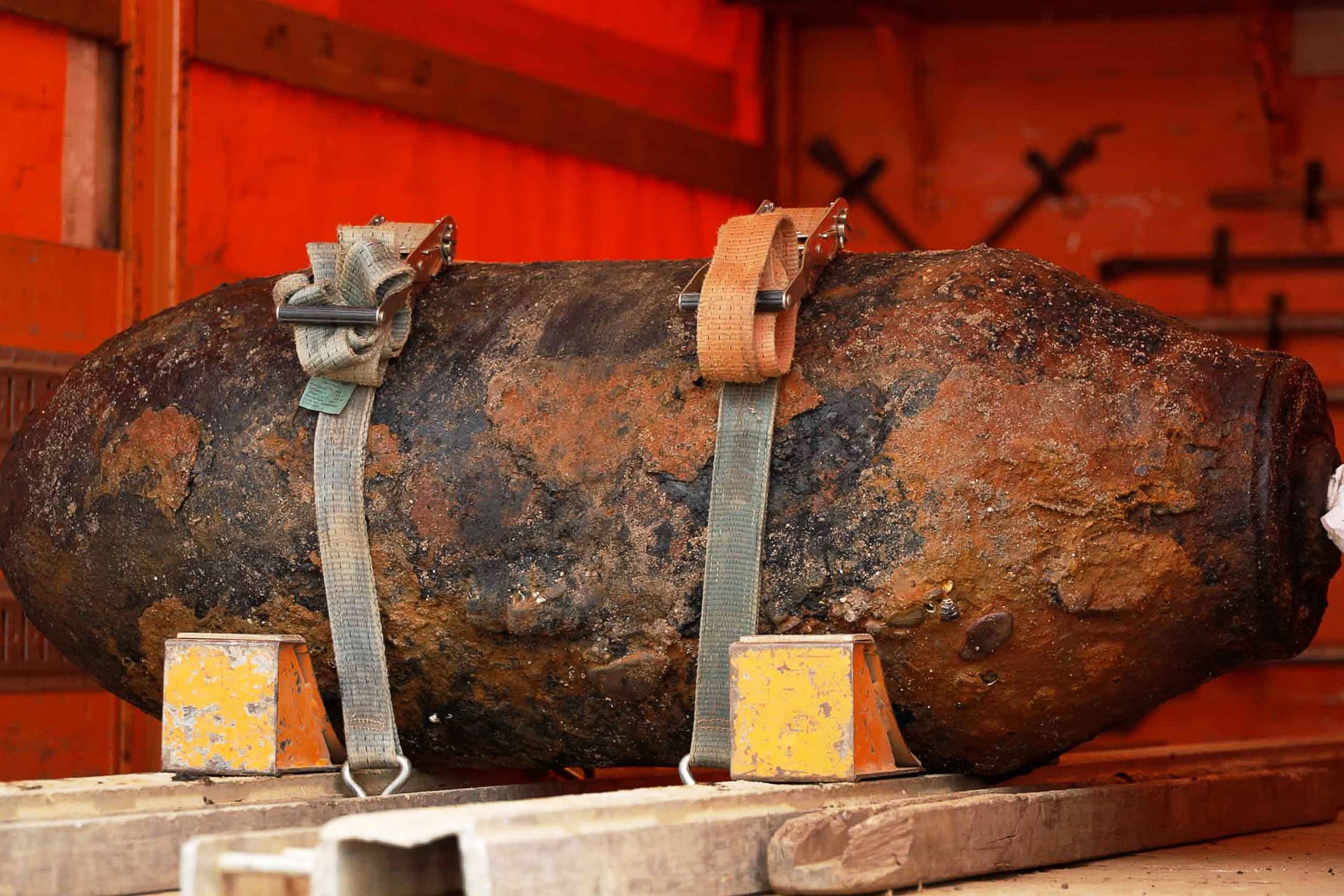 Weltkriegsbombe (Symbolbild): Die Entschärfung bringt Einschränkungen mit sich.