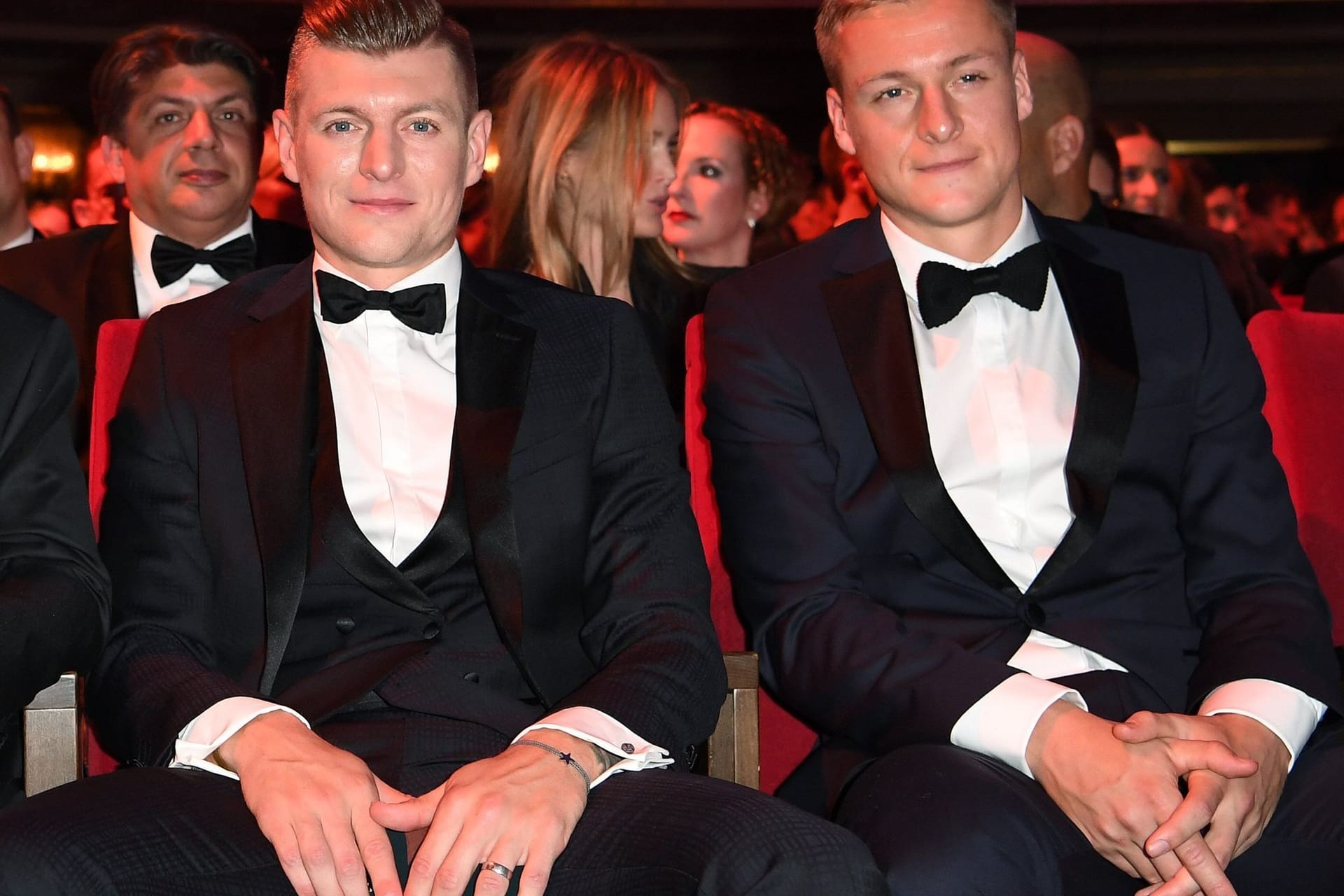 Toni Kroos (l) und Felix Kroos (r)