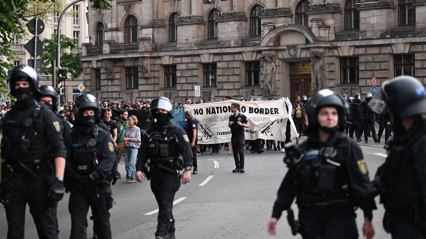 Proteste nach Urteil gegen Lina E. - Leipzig