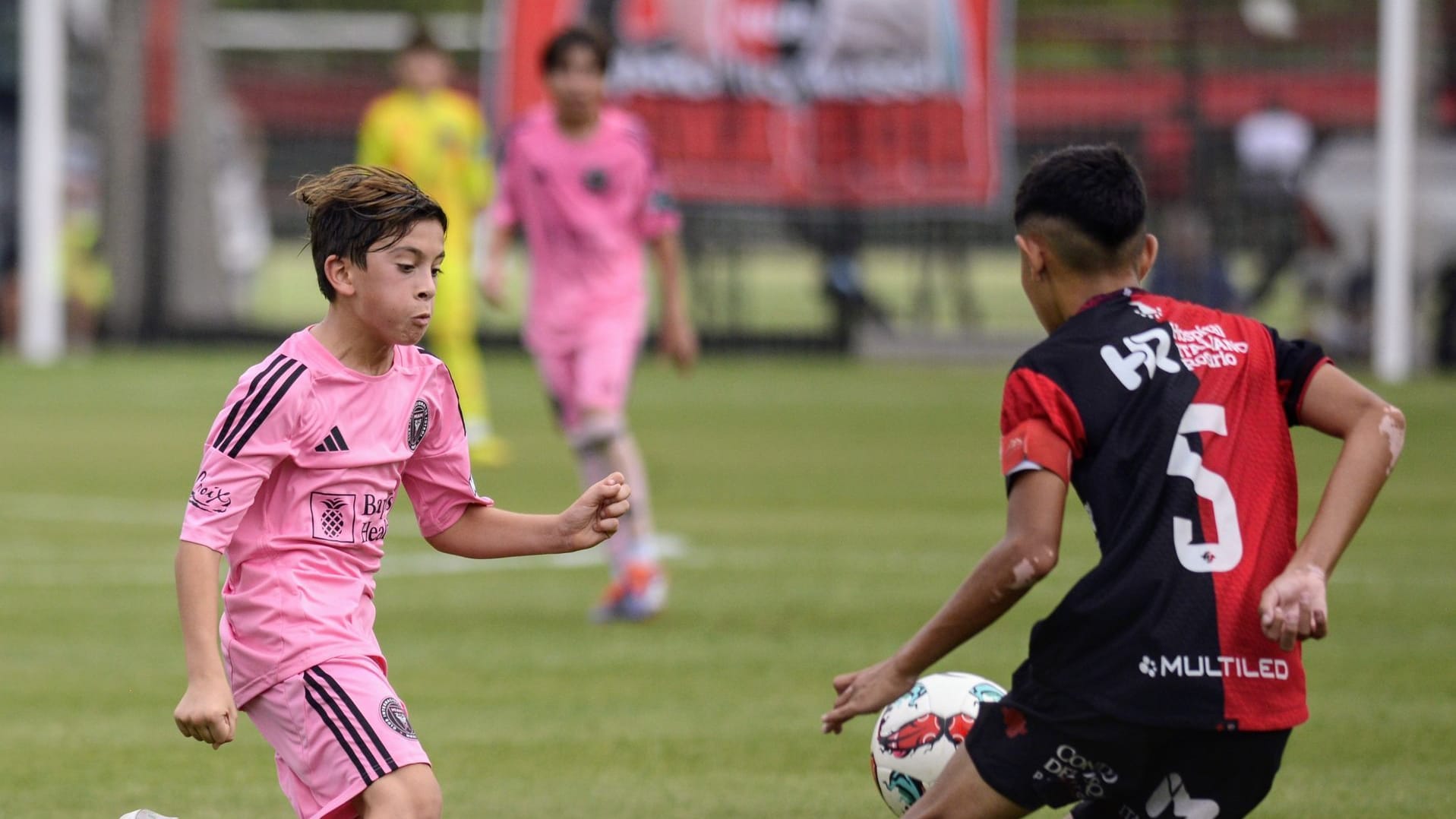 Messi Jr. spielt bei Fußballcup in Argentinien