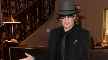 Udo Lindenberg: Der Musiker trennte sich von der klassischen Zigarette und stieg stattdessen auf E-Modelle um.