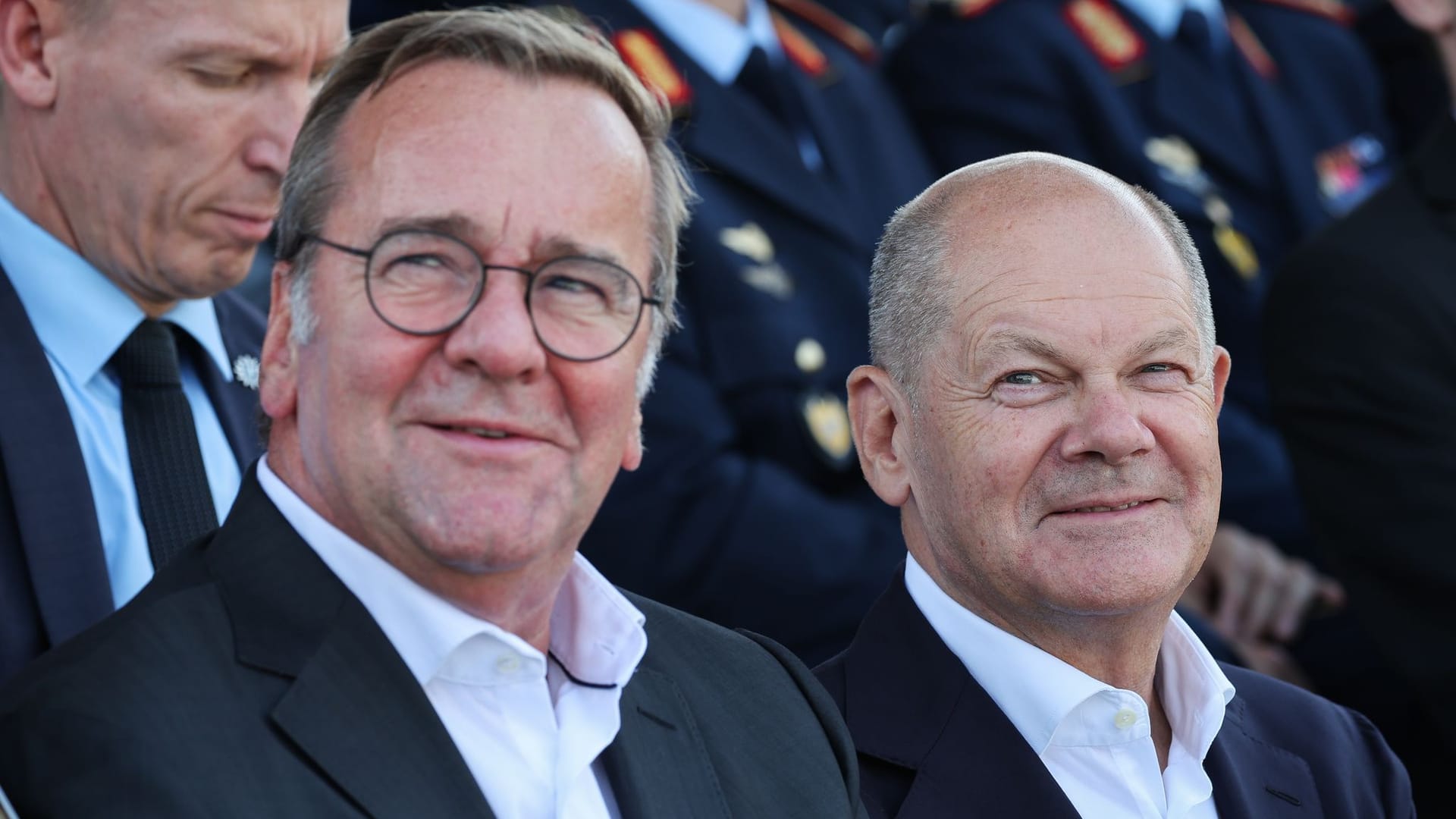 Bundeskanzler Scholz und Verteidigungsminister Boris Pistorius