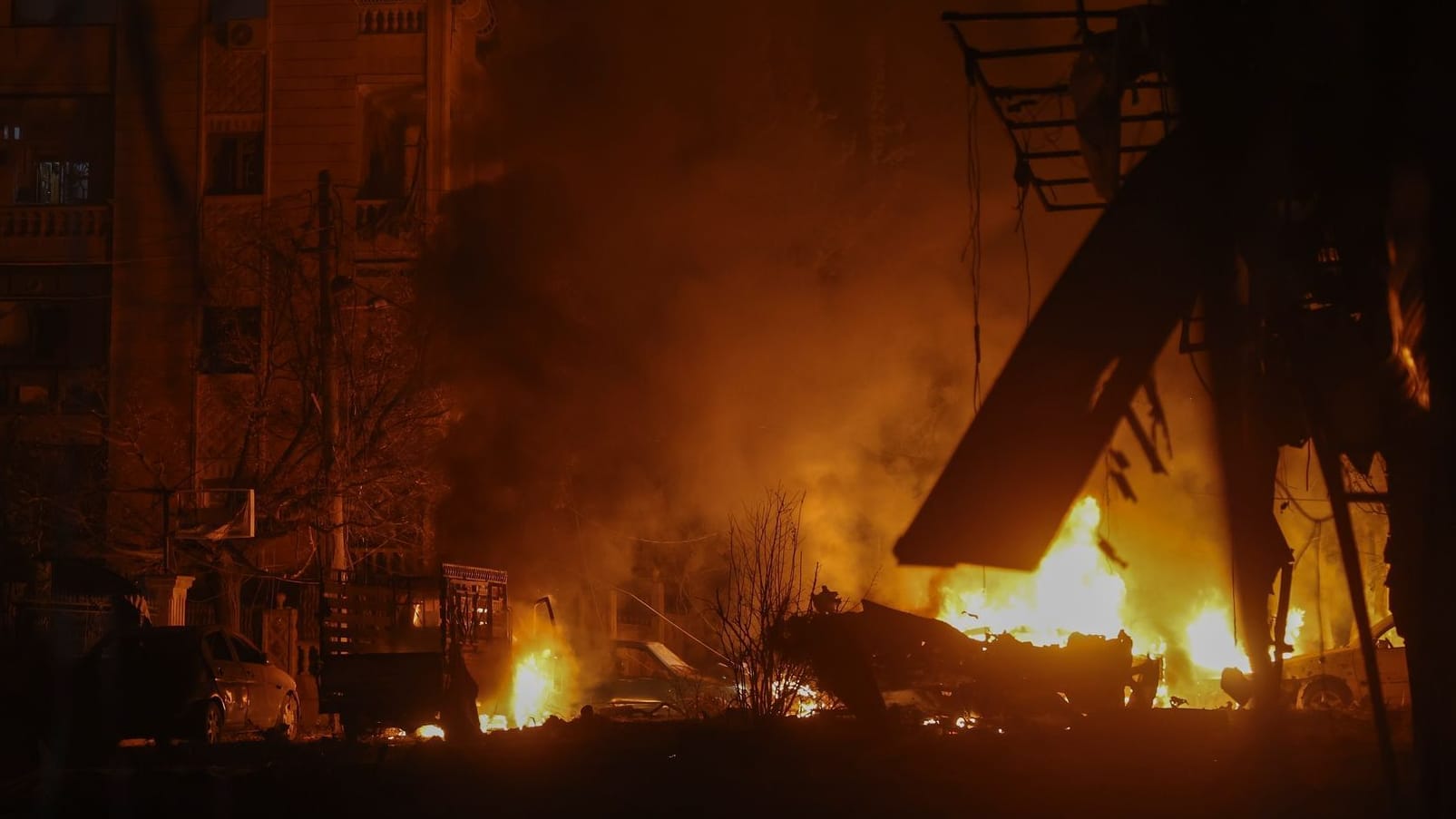 Feuer in Aleppo: Russische Kampfflugzeuge gehen gegen syrische Rebellen vor.