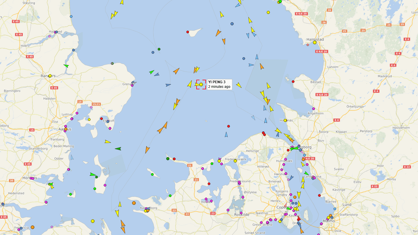 Position des Schiffs "Yi Peng 3" vor der Küste Dänemarks (Bildschirmaufnahme, 20. November 2024, 13.45 Uhr): "Kritische Infrastruktur wird immer ein mögliches Ziel für Aggressoren sein", sagt Militäranalyst Franz-Stefan Gady.