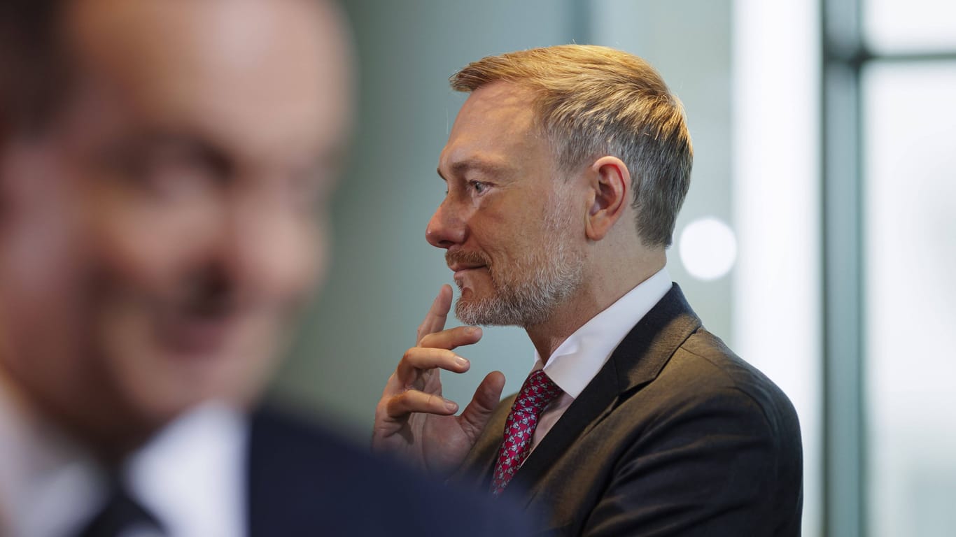 Was geht vor sich? Die Regierung implodiert, beteiligt sind daran Christian Lindner (r.) und Volker Wissing (beide FDP).