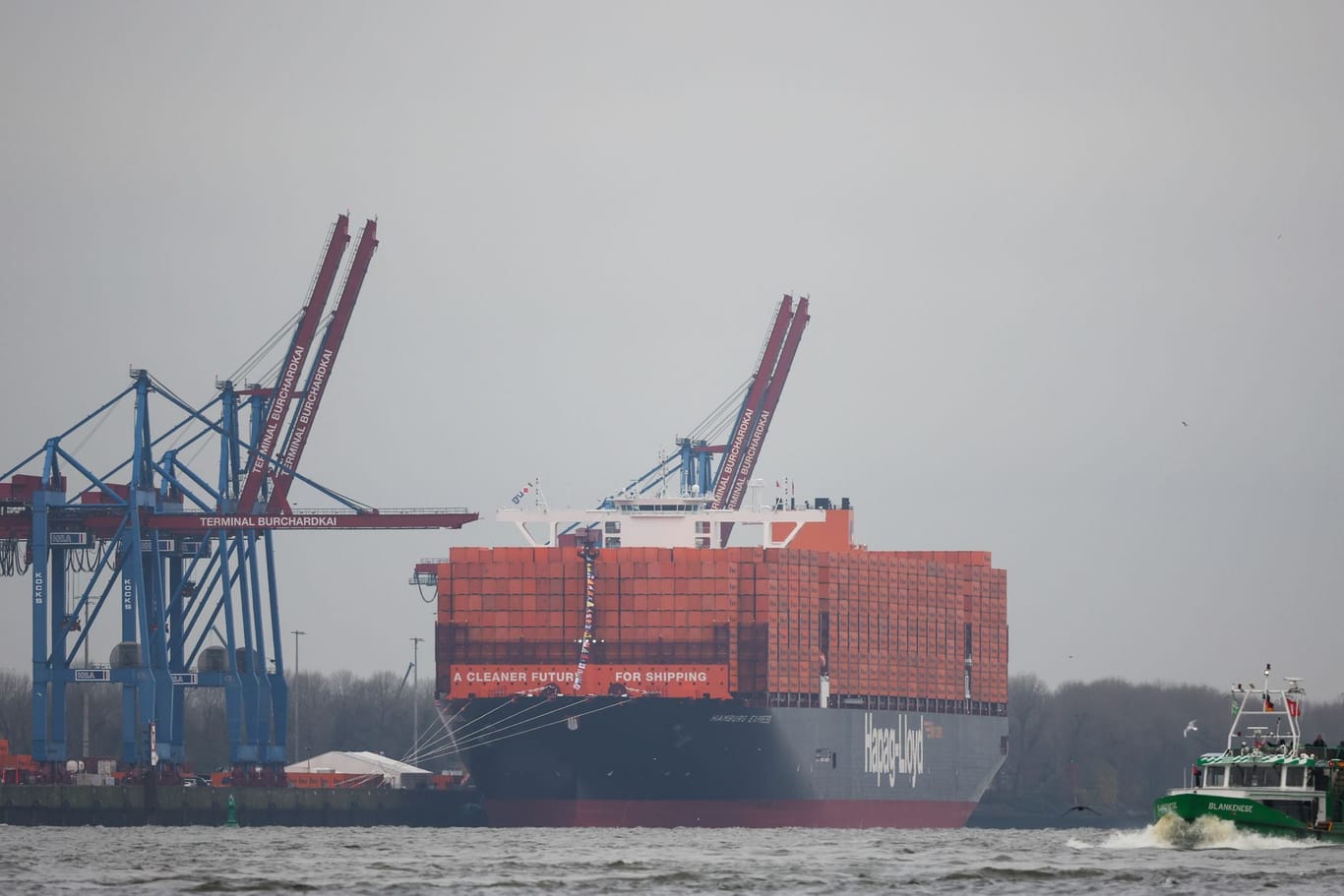 Die «Hamburg Express» von Hapag-Lloyd