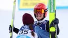 Katharina Schmid jubelt: Die deutsche Skispringerin gewann in Lillehammer.