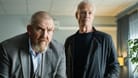 "Tatort: Siebte Etage": Die Kölner Kommissare Schenk (Dietmar Bär, l) und Ballauf (Klaus J. Behrendt, M) ermitteln im Rotlichtmilieu.