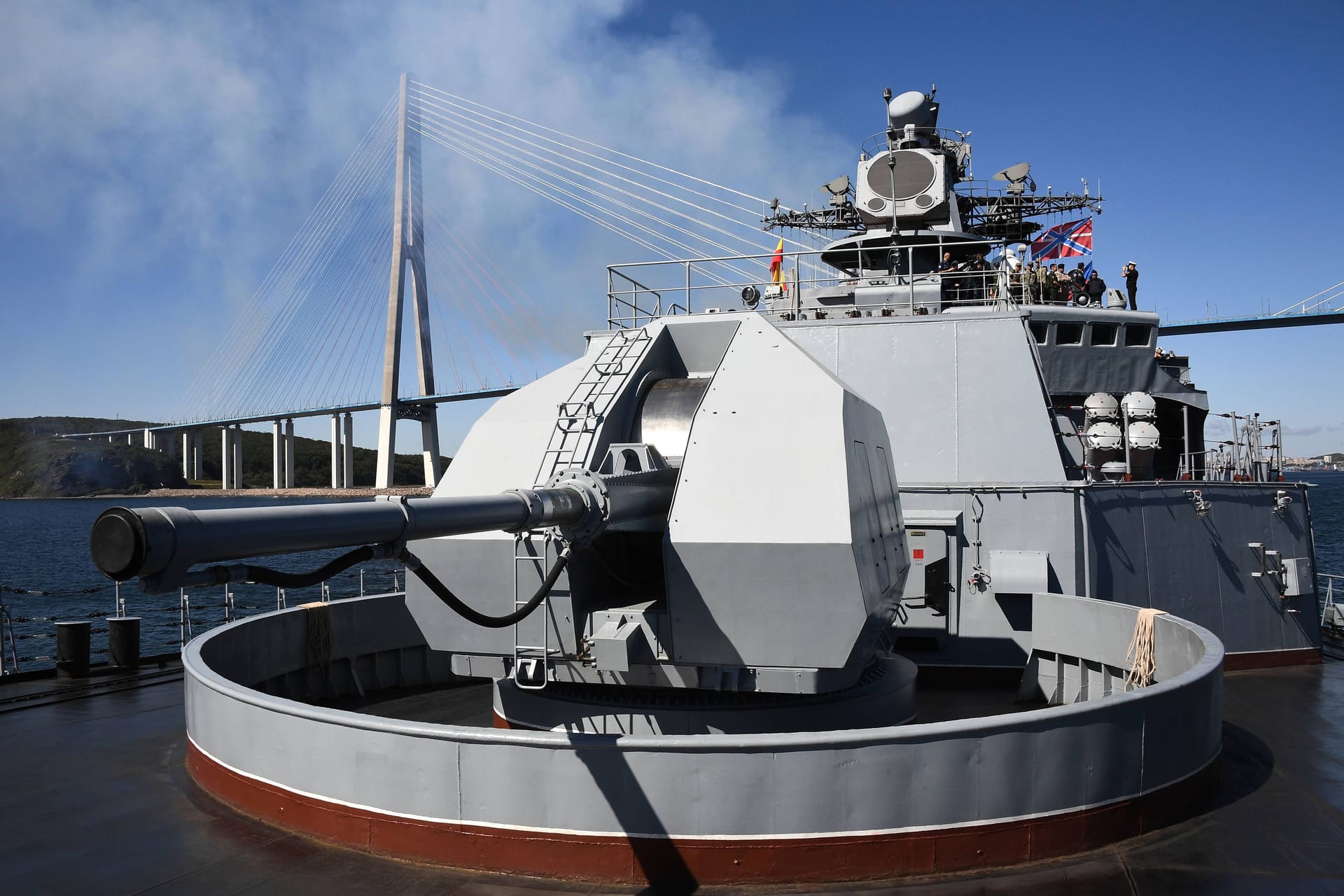 Ein Kriegsschiff der russischen Marine (Symbolbild): Die USA warnen vor russischen Sabotageaktionen in der Ostsee.