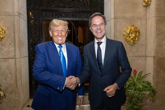 Rutte trifft sich in Florida mit Trump