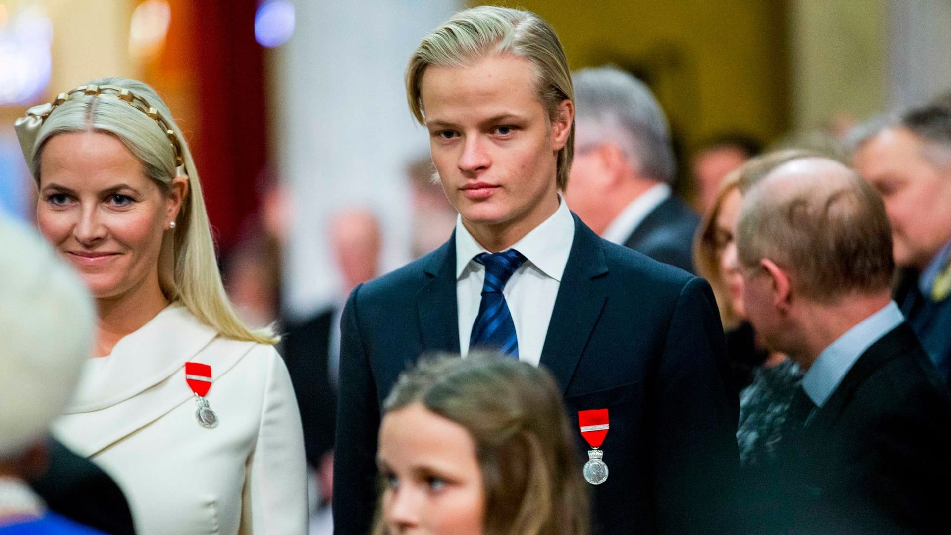 Mette-Marit mit ihrem Sohn Marius Borg Høiby: Er muss sich vor Gericht verantworten.