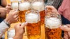 Alkoholkonsum: Für viele gehört das Feierabendbier dazu.