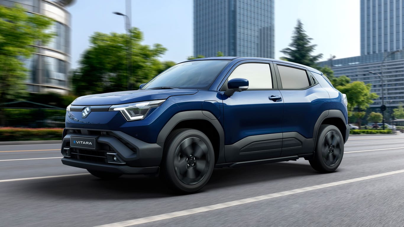 Suzuki e Vitara: Er startet 2025 mit zwei Batteriegrößen und optional mit Allradantrieb.