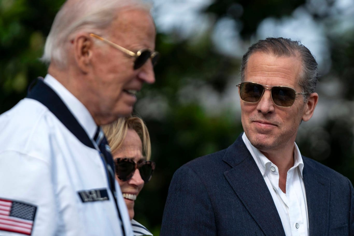 US-Präsident Joe Biden mit seinem Sohn Hunter (r.) und Schwester Valerie Biden Owens (M.).