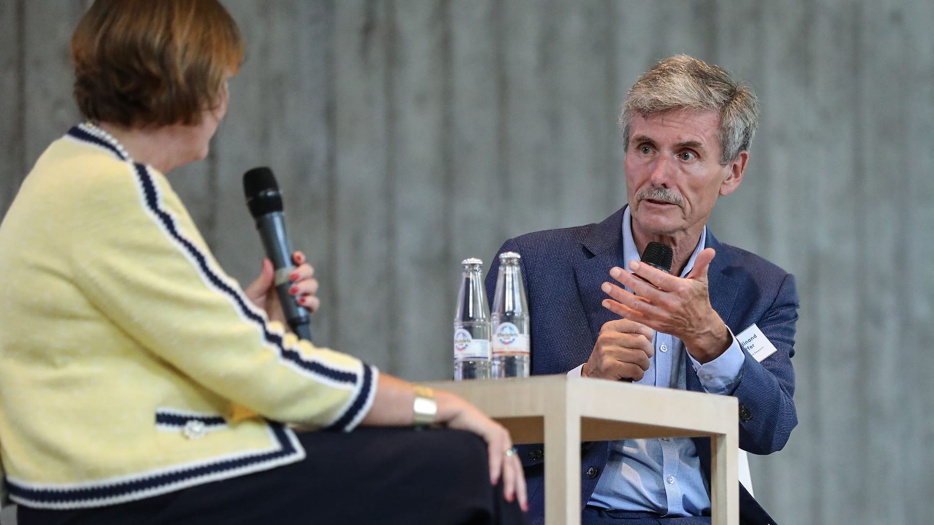 Prof. Ferdinand Dudenhöffer: Der Branchenkenner leitet das Center Automotive Research (CAR) in Bochum.