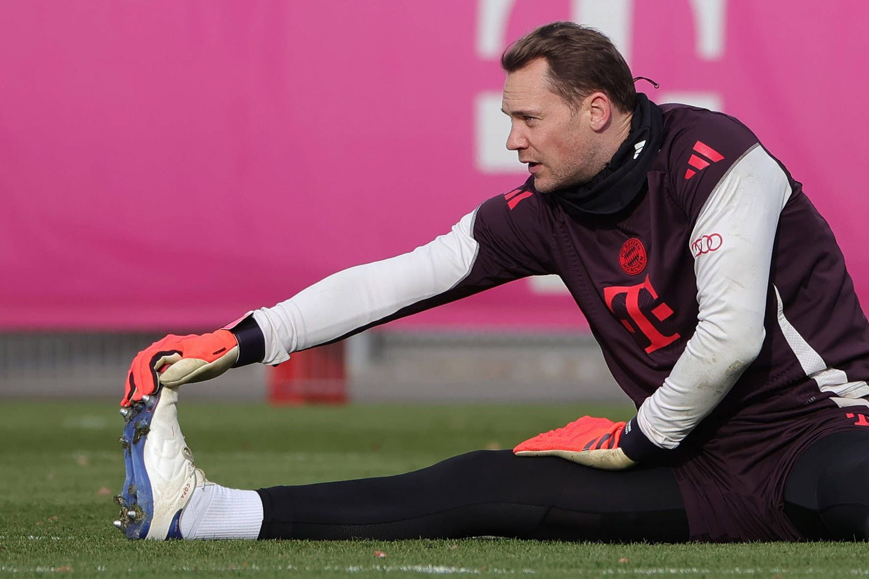 Manuel Neuer: Er musste am Mittwoch wohl frühzeitig in die Kabine.